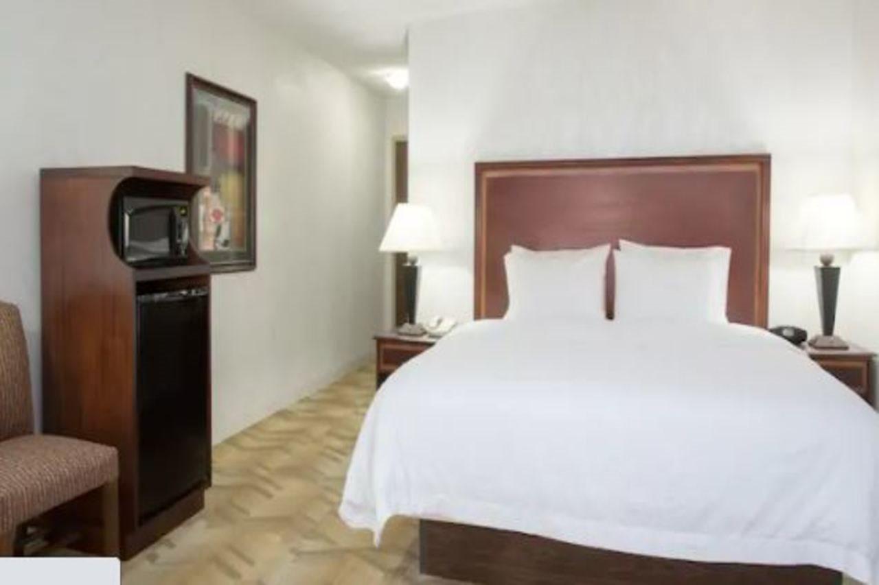 Hampton Inn Siloam Springs Экстерьер фото