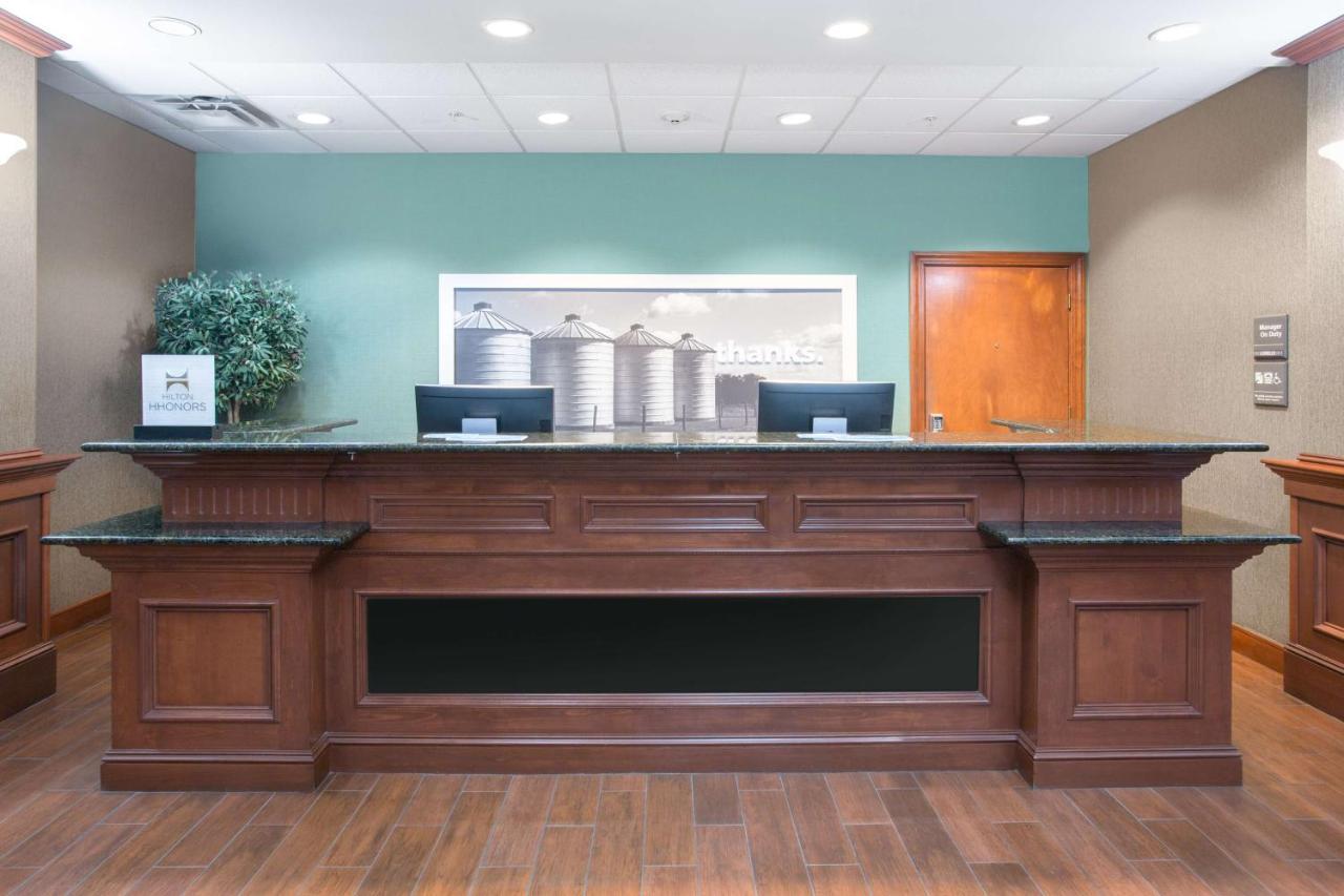 Hampton Inn Siloam Springs Экстерьер фото