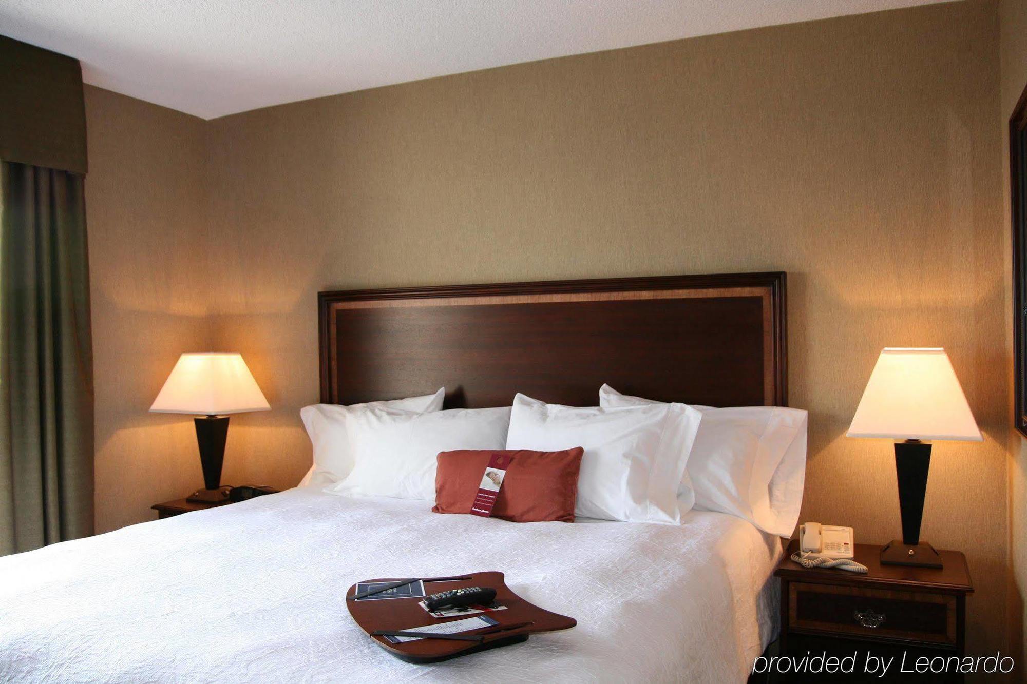 Hampton Inn Siloam Springs Номер фото